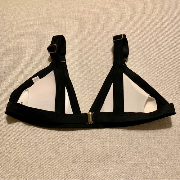 Bikini Set - Picture 2 of 3